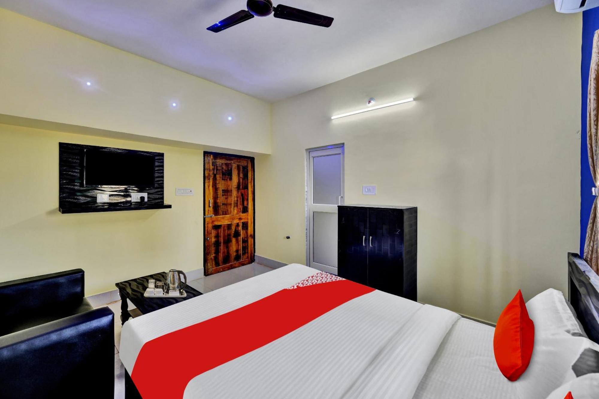 Oyo Flagship 81058 Royal Regalia Hotell Bhubaneswar Eksteriør bilde