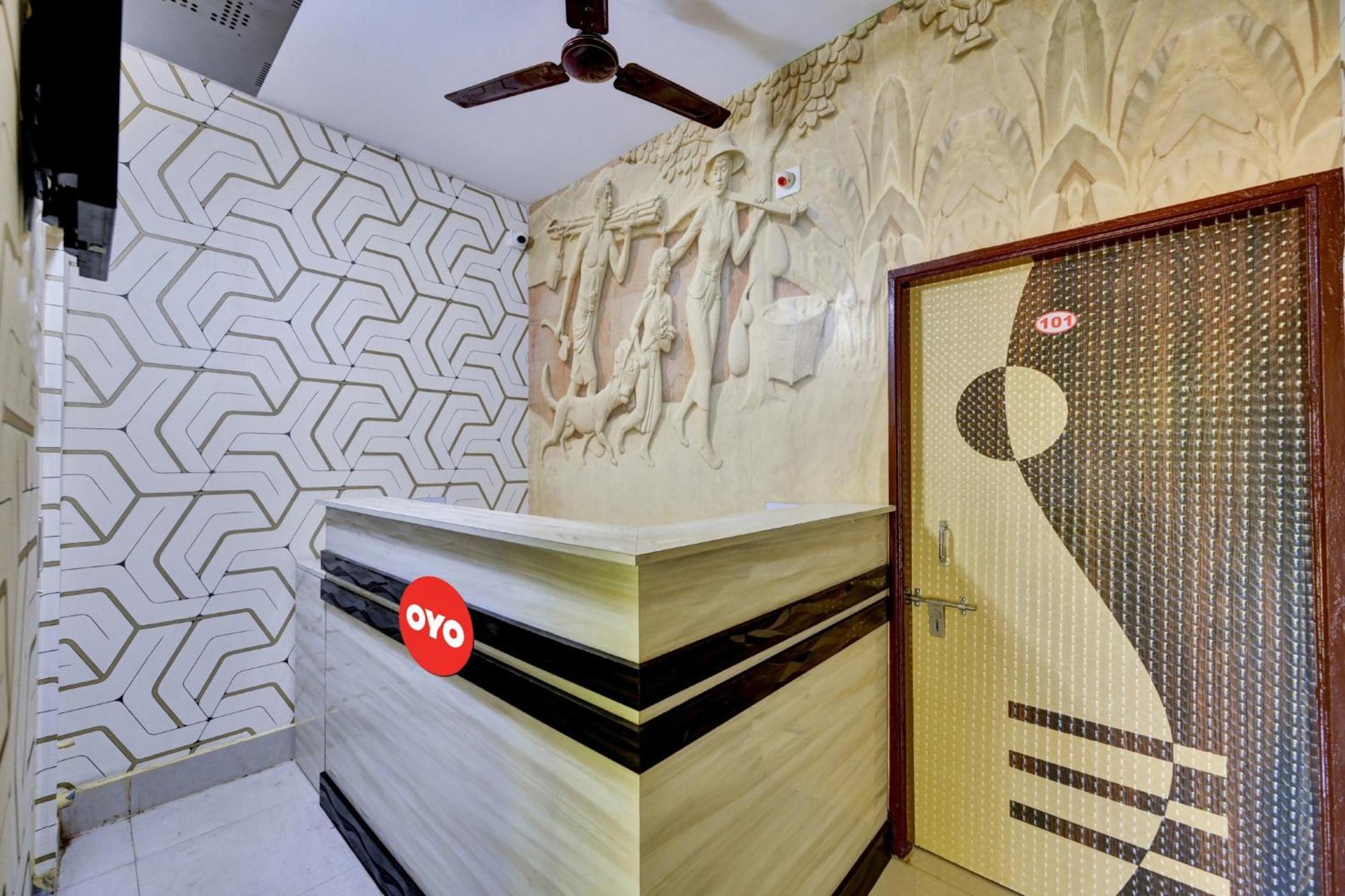 Oyo Flagship 81058 Royal Regalia Hotell Bhubaneswar Eksteriør bilde