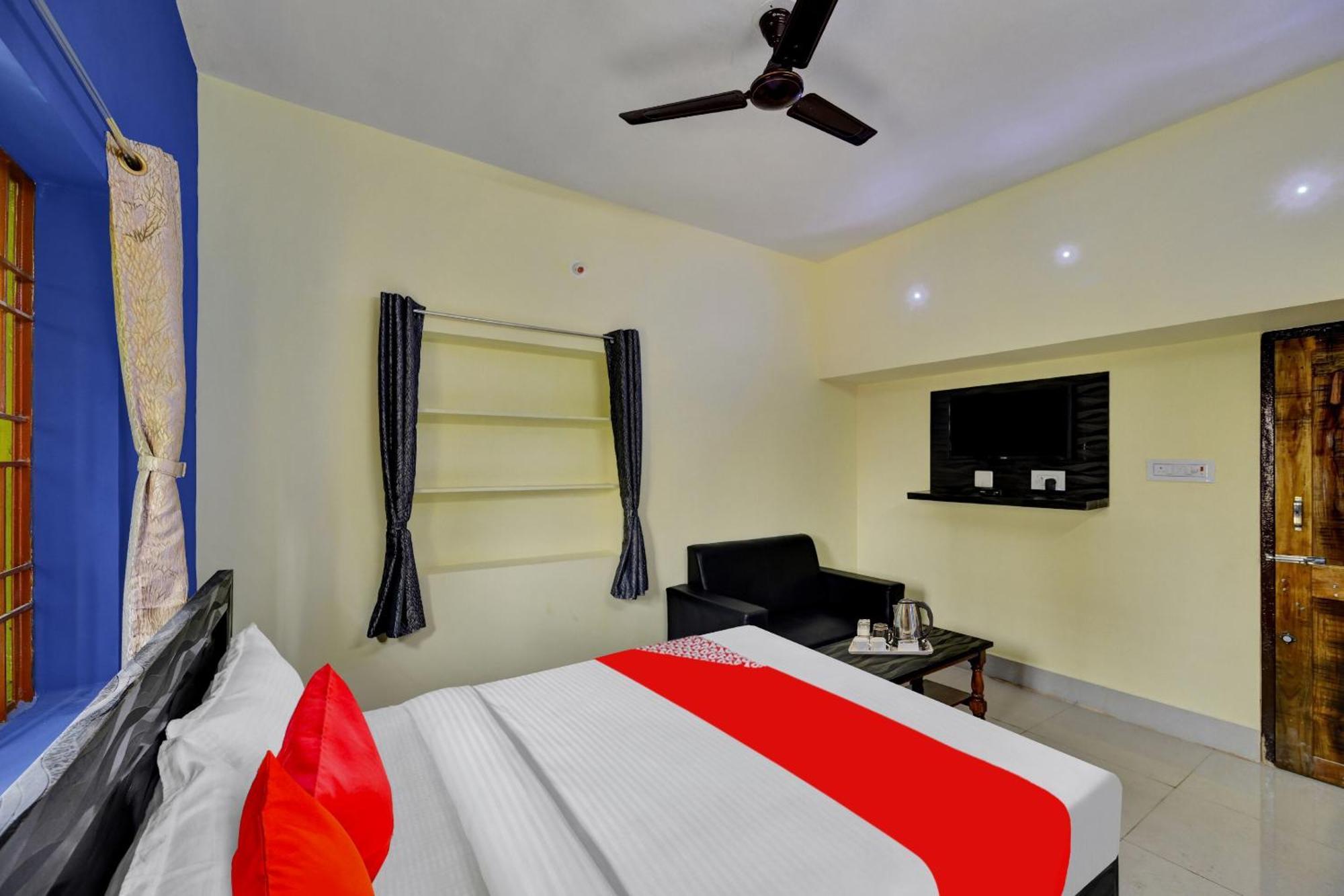 Oyo Flagship 81058 Royal Regalia Hotell Bhubaneswar Eksteriør bilde